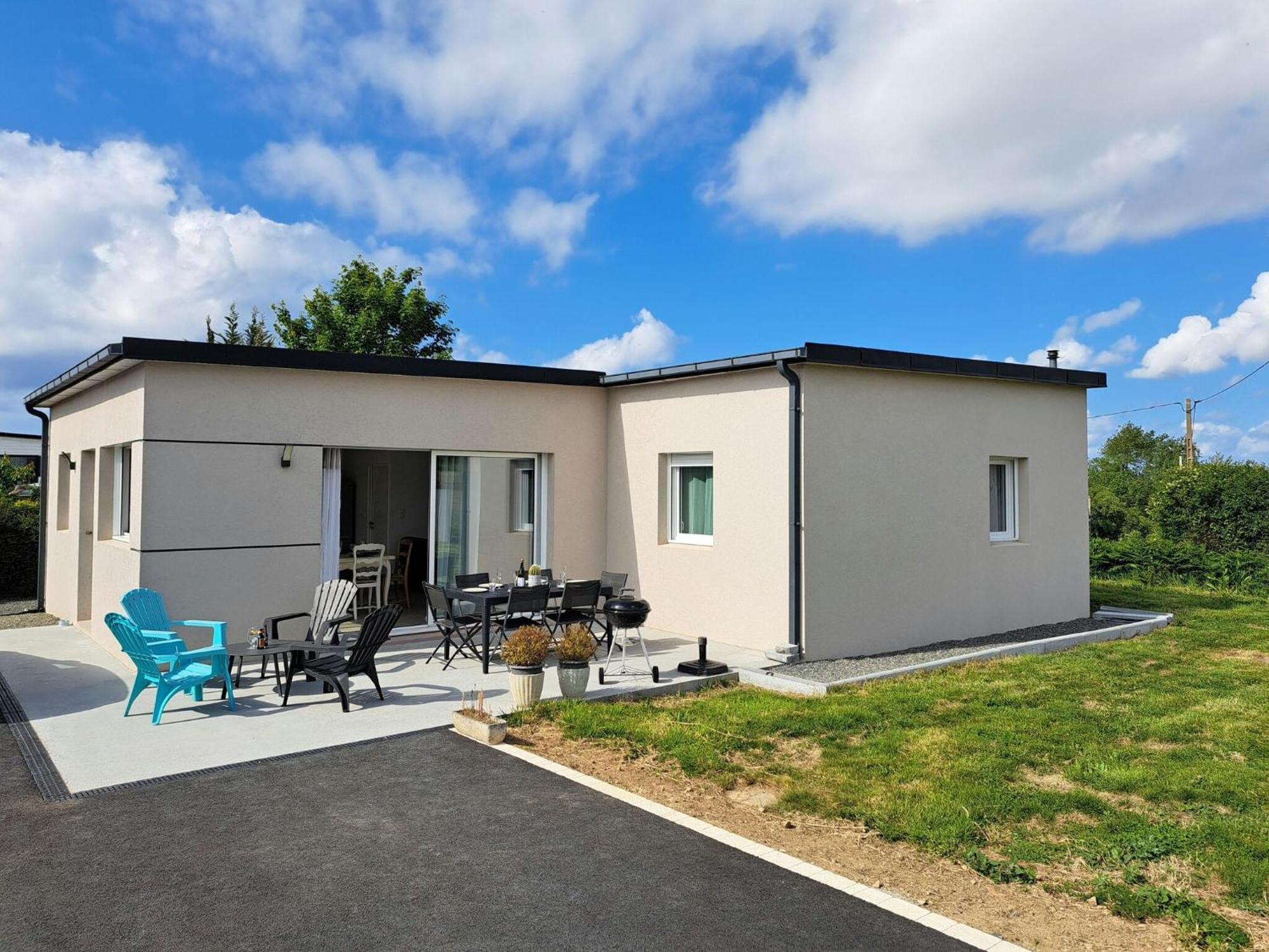 Single Storey Holiday Home In Cléder Zewnętrze zdjęcie