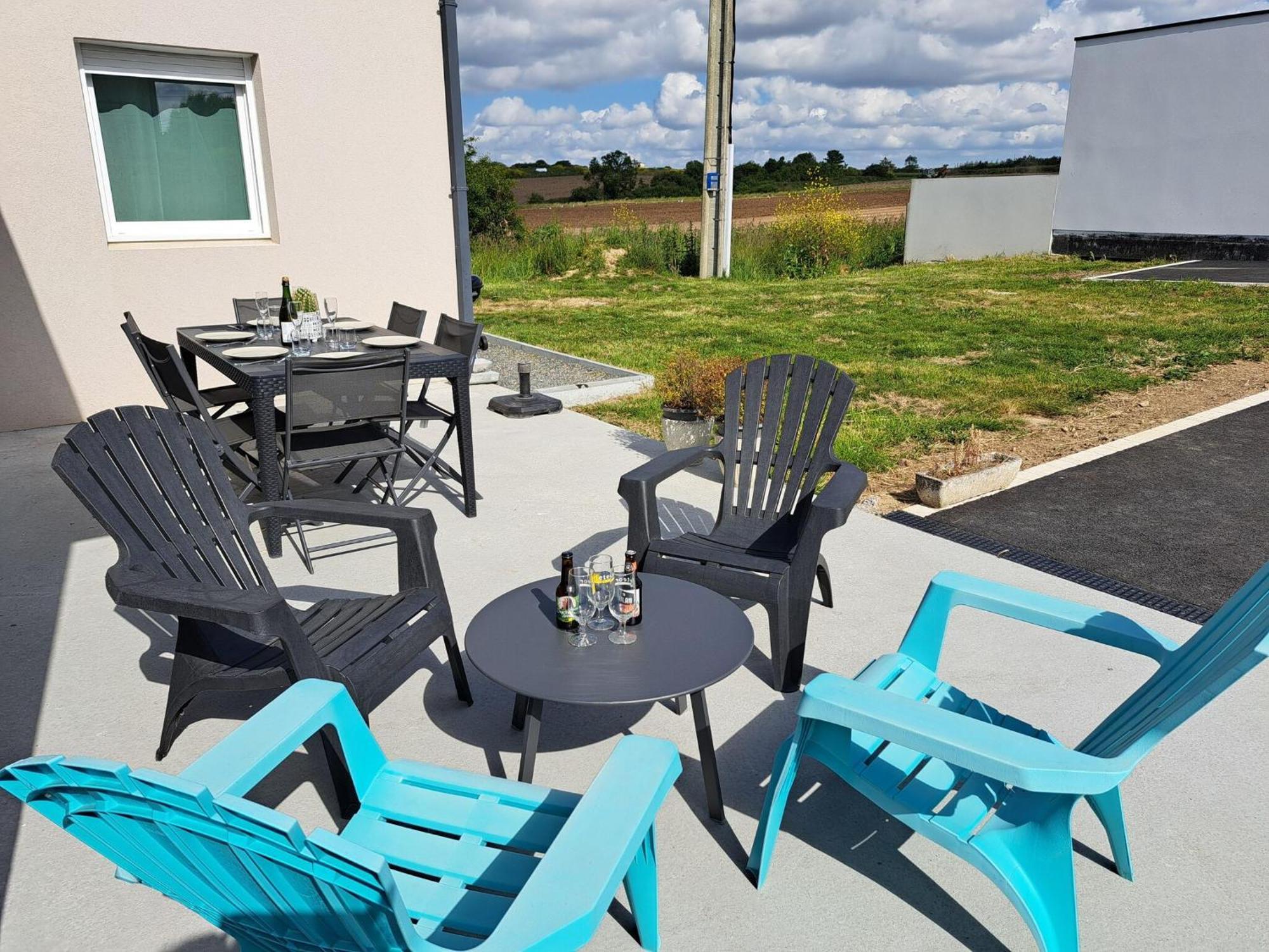 Single Storey Holiday Home In Cléder Zewnętrze zdjęcie